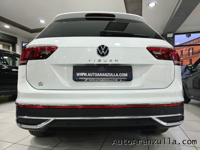 VOLKSWAGEN Tiguan usata, con Volante multifunzione