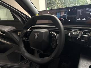 PEUGEOT 3008 usata, con Fari LED