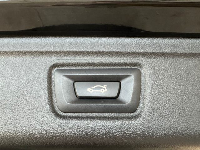 BMW 320 usata, con Sedili sportivi