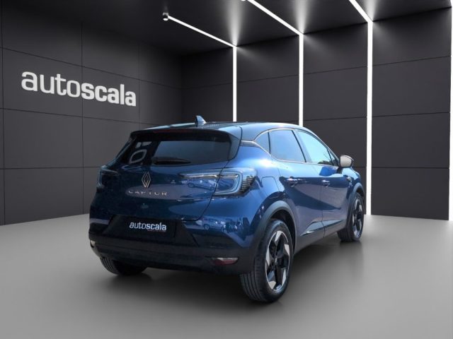 RENAULT Captur usata, con Autoradio