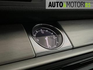 VOLKSWAGEN Passat usata, con MP3