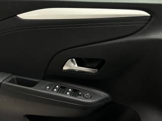 OPEL Corsa usata, con USB