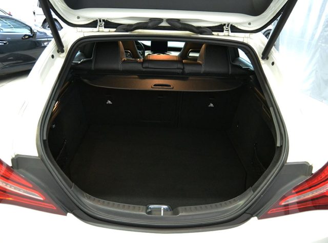 MERCEDES-BENZ CLA 180 usata, con Cruise Control
