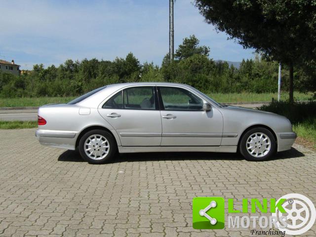 MERCEDES-BENZ E 270 usata, con Chiusura centralizzata