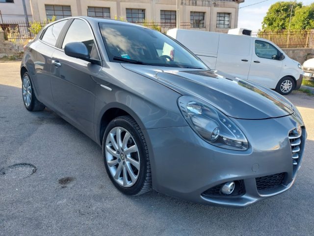 ALFA ROMEO Giulietta usata 2