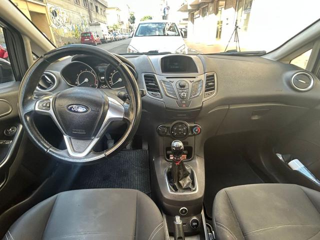 FORD Fiesta usata, con Alzacristalli elettrici