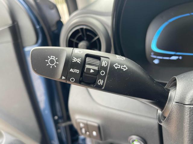 HYUNDAI i10 usata, con Sistema di navigazione