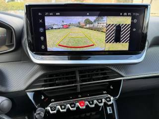 PEUGEOT 2008 usata, con Park Distance Control