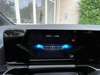 MERCEDES-BENZ GLA 200 usata 28