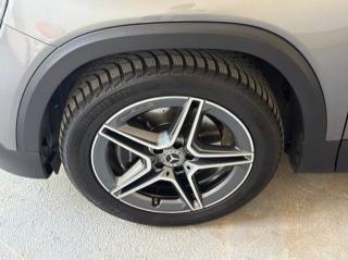 MERCEDES-BENZ GLB 200 usata, con Airbag testa