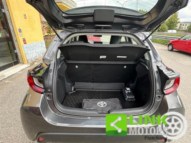 TOYOTA Yaris usata, con Sospensioni pneumatiche