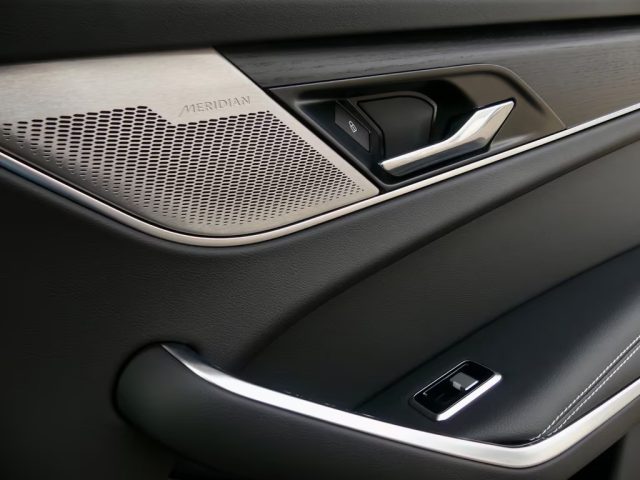 JAGUAR F-Pace usata, con ESP