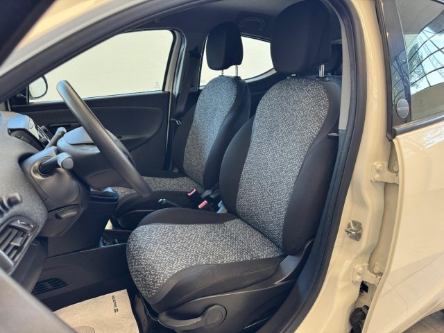 LANCIA Ypsilon usata, con Climatizzatore