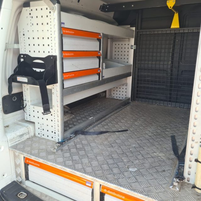 VOLKSWAGEN Caddy usata 10
