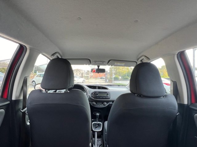 TOYOTA Yaris usata, con Monitoraggio pressione pneumatici
