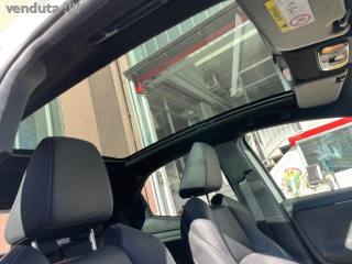 TOYOTA Yaris usata, con Specchietti laterali elettrici