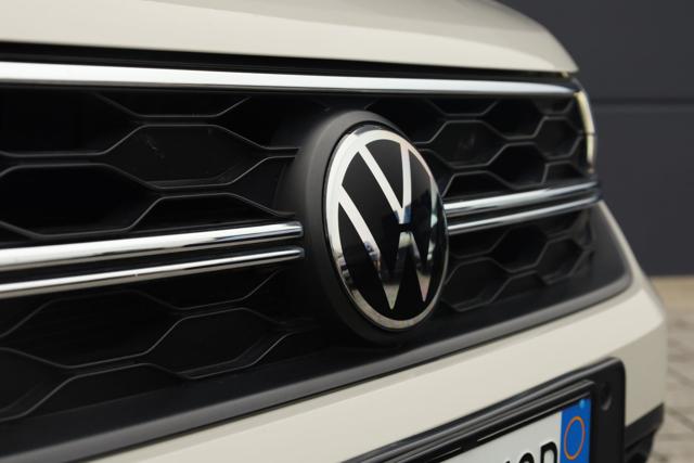 VOLKSWAGEN Taigo usata, con Fari LED