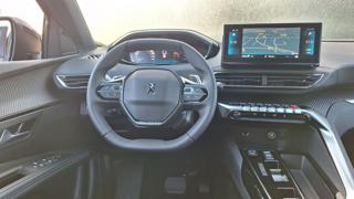 PEUGEOT 3008 usata, con Telecamera per parcheggio assistito