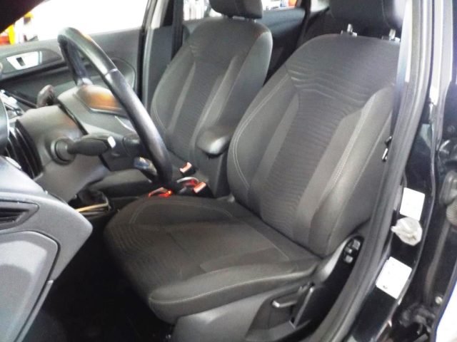 FORD Fiesta usata, con Sedile posteriore sdoppiato