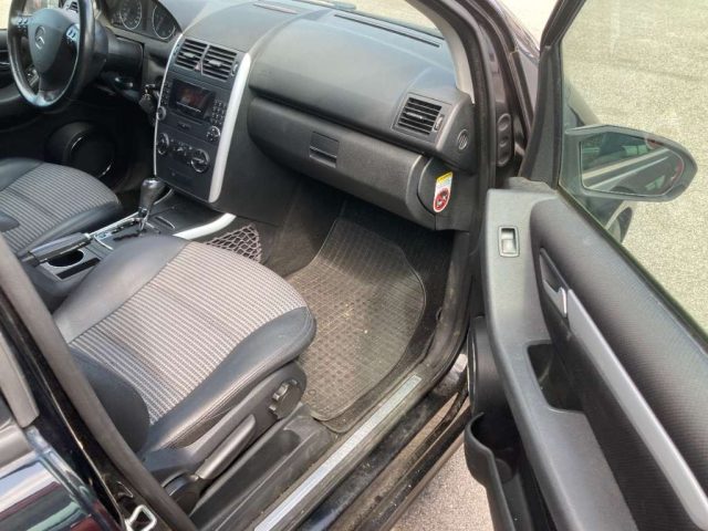 MERCEDES-BENZ A 180 usata, con Chiusura centralizzata