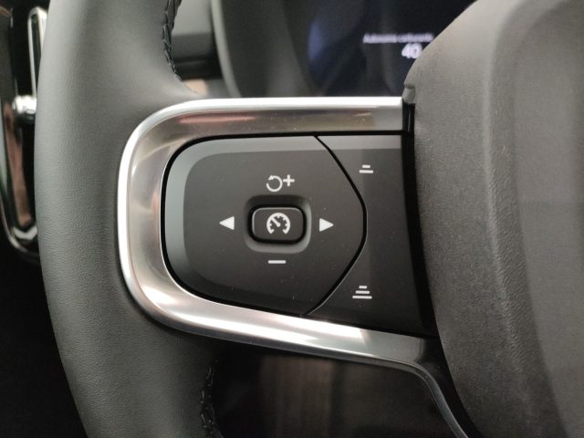 VOLVO XC40 usata, con Portellone posteriore elettrico