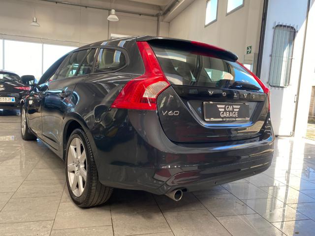 VOLVO V60 usata, con USB