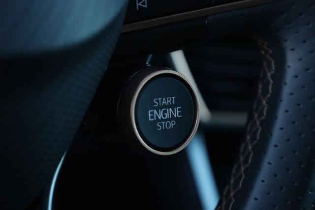 CUPRA Leon usata, con Start/Stop Automatico