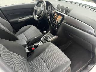 SUZUKI Vitara usata, con Autoradio