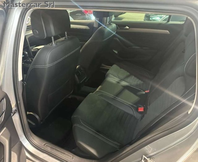 VOLKSWAGEN Passat Variant usata, con Boardcomputer