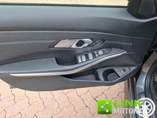 BMW 330 usata, con Volante in pelle