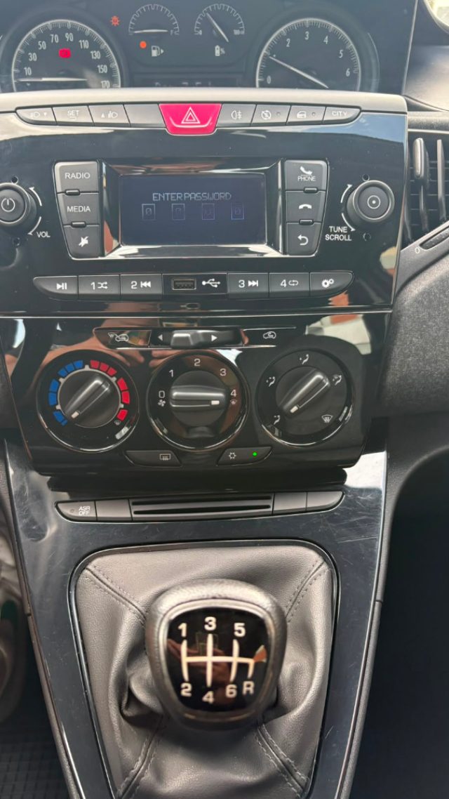 LANCIA Ypsilon usata, con Immobilizzatore elettronico