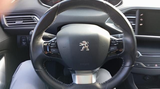 PEUGEOT 308 usata, con Cerchi in lega