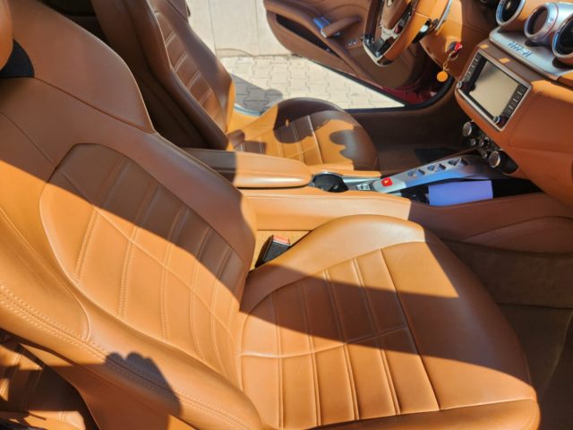 FERRARI California usata, con Park Distance Control