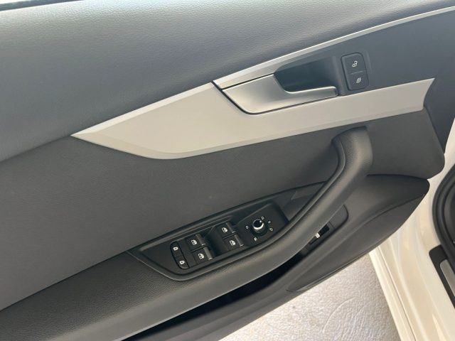 AUDI A4 usata, con Sensore di luce