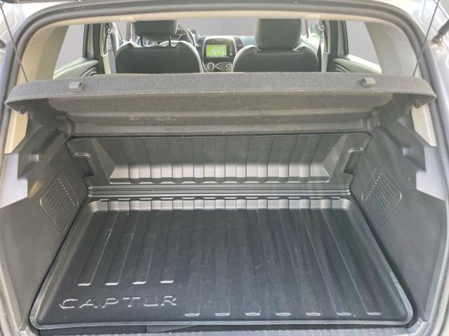 RENAULT Captur usata, con Controllo automatico clima