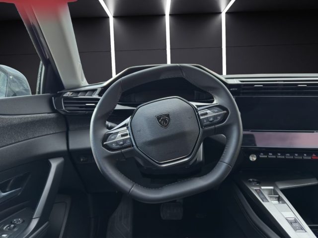 PEUGEOT 408 usata, con Touch screen