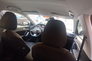 PEUGEOT 308 usata, con Sensori di parcheggio posteriori