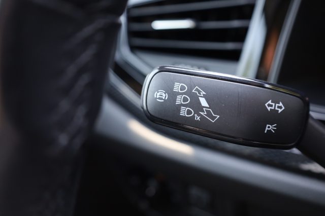 VOLKSWAGEN Taigo usata, con Riconoscimento dei segnali stradali