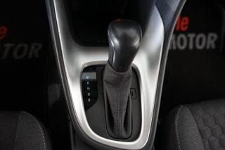 TOYOTA Yaris usata, con Bluetooth