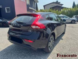 VOLVO V40 usata, con Airbag