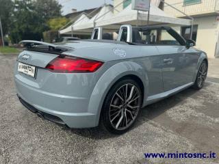 AUDI TT usata, con Autoradio