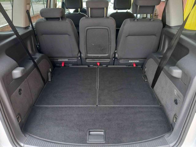 VOLKSWAGEN Touran usata 18