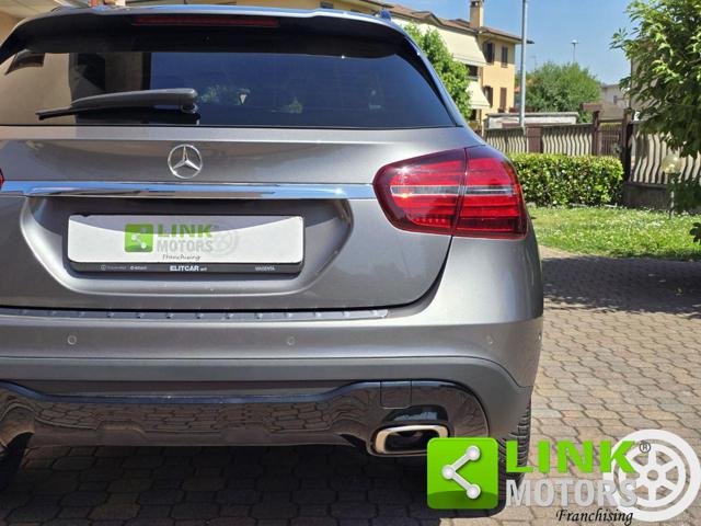 MERCEDES-BENZ GLA 200 usata, con Sensori di parcheggio posteriori