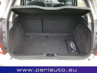 RENAULT Clio usata, con Controllo trazione