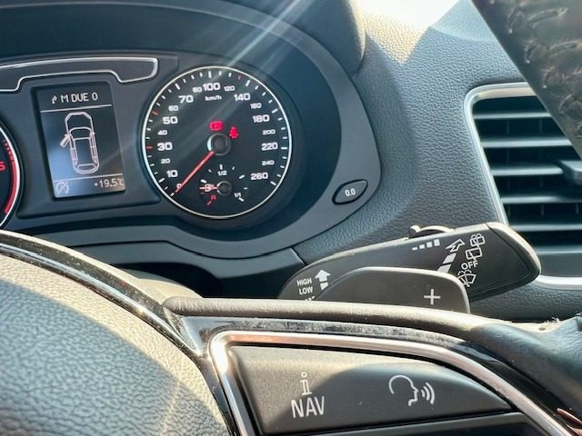 AUDI Q3 usata, con Volante multifunzione