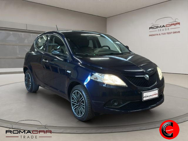 LANCIA Ypsilon usata, con Autoradio