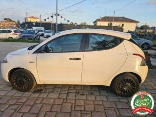 LANCIA Ypsilon usata, con Airbag