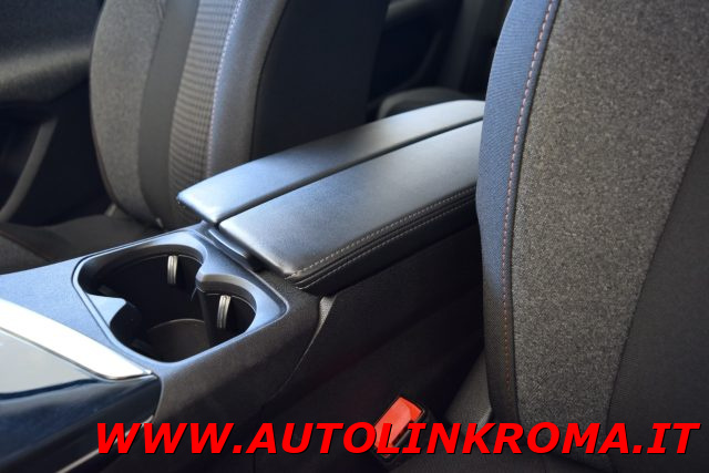 PEUGEOT 3008 usata, con Touch screen