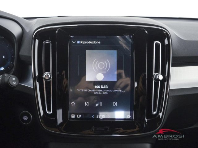 VOLVO XC40 usata 12