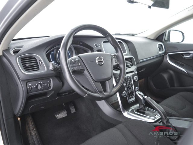 VOLVO V40 usata 7
